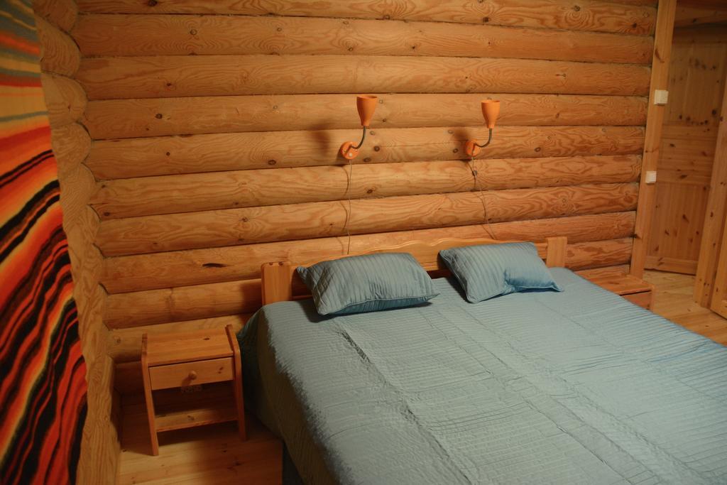 Lomapesae Cottages Pertunmaa 客房 照片