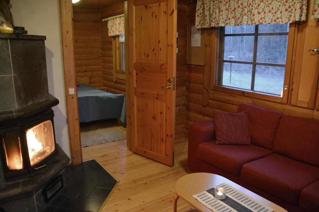 Lomapesae Cottages Pertunmaa 客房 照片