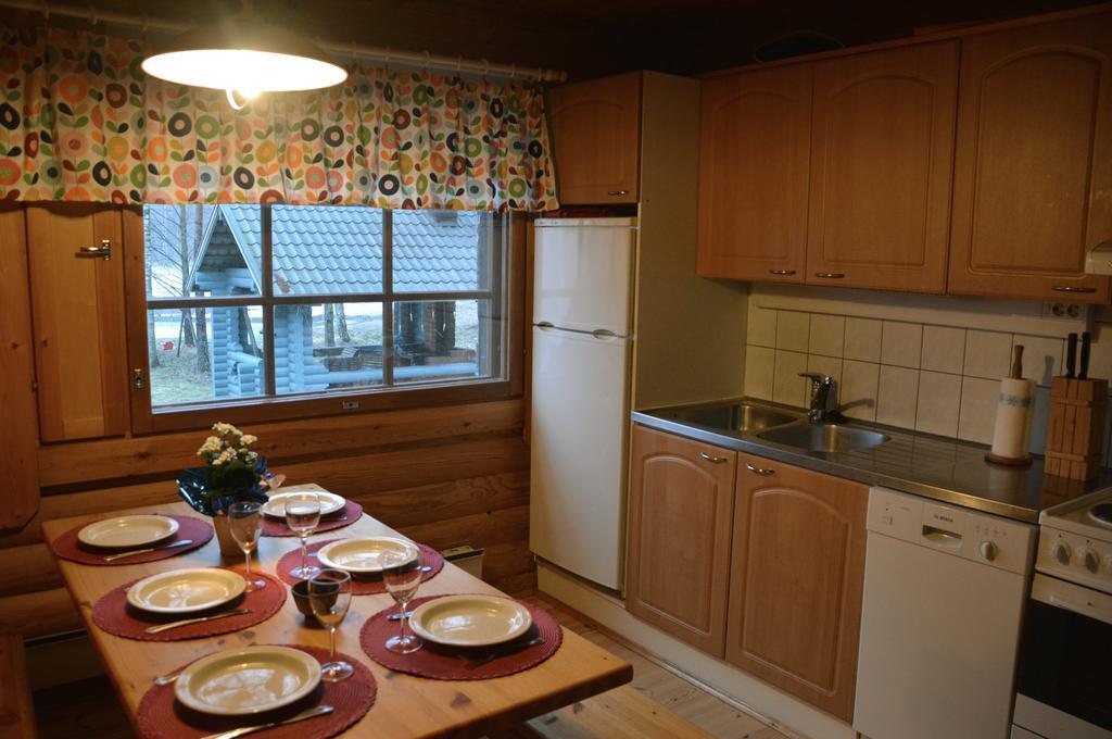 Lomapesae Cottages Pertunmaa 客房 照片