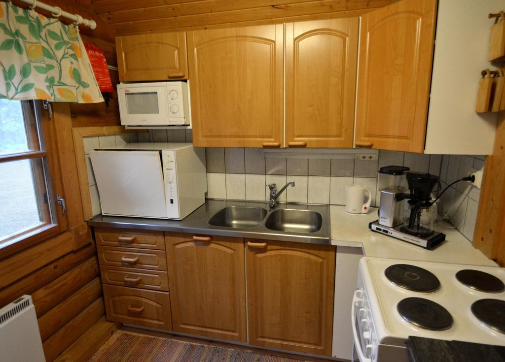 Lomapesae Cottages Pertunmaa 客房 照片