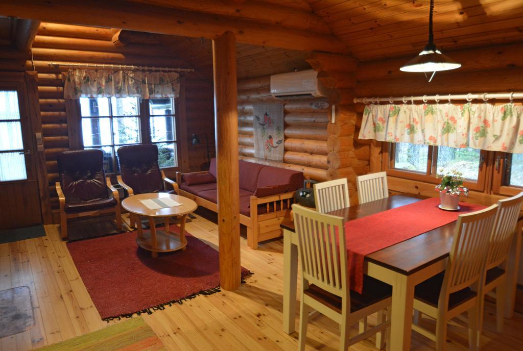 Lomapesae Cottages Pertunmaa 客房 照片