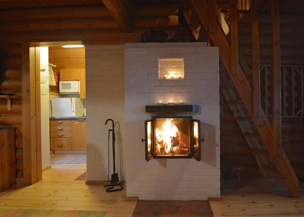 Lomapesae Cottages Pertunmaa 客房 照片