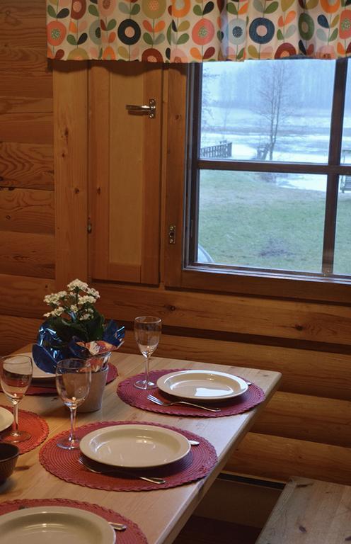 Lomapesae Cottages Pertunmaa 客房 照片