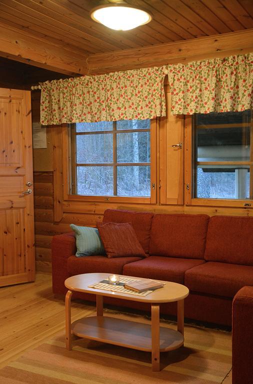 Lomapesae Cottages Pertunmaa 客房 照片